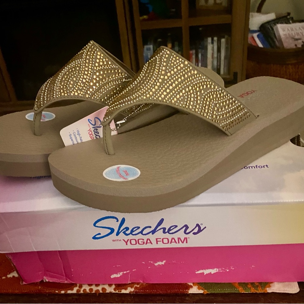 Skechers yoga foam